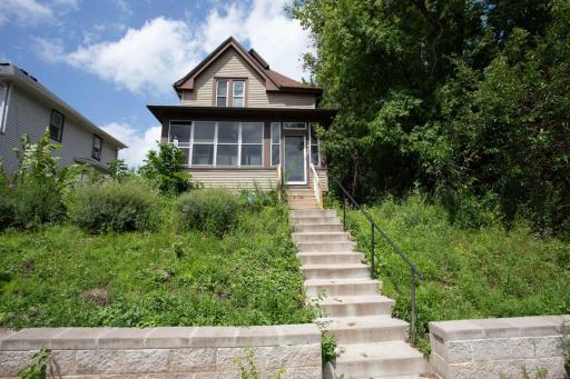 1011 Minnehaha Avenue E, Saint Paul, MN 55106