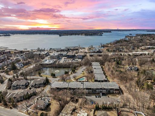 205 Barry Avenue S, 208, Wayzata, MN 55391