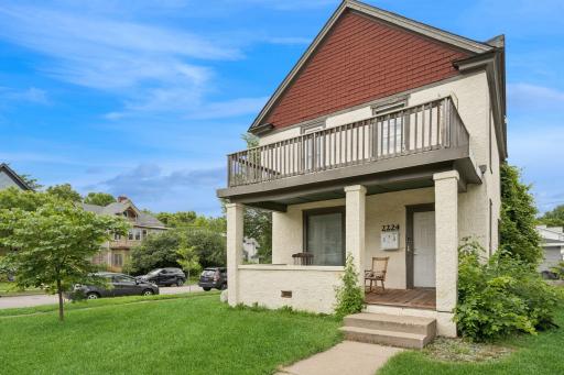 2224 4th Avenue N, Minneapolis, MN 55405