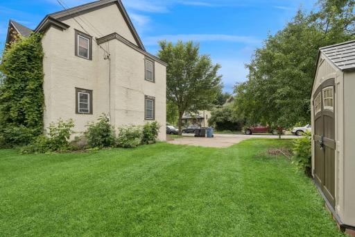 2224 4th Avenue N, Minneapolis, MN 55405
