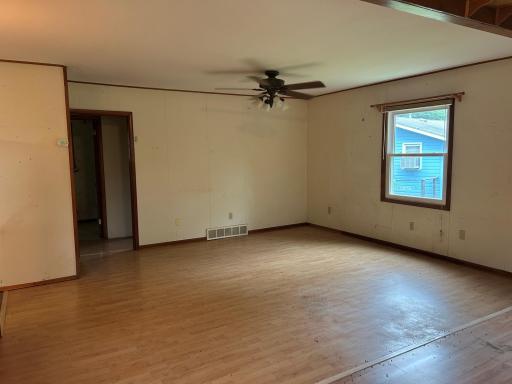 4705 Crofoot Avenue NW, Buffalo, MN 55313