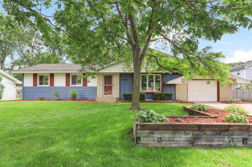 2750 121st Lane NW, Minneapolis, MN 55433