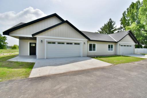 323 1/2 Unit 3 Fairgrounds Road N, Alexandria, MN 56308
