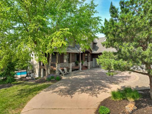 4-web-or-mls-1165 Symphony Ln 004Full.jpg