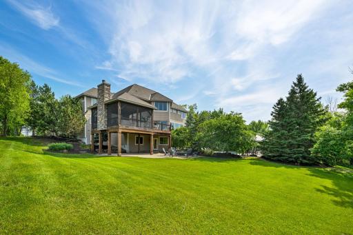 59-web-or-mls-1165 Symphony Ln 059Full.jpg