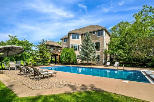 55-web-or-mls-1165 Symphony Ln 055Full.jpg