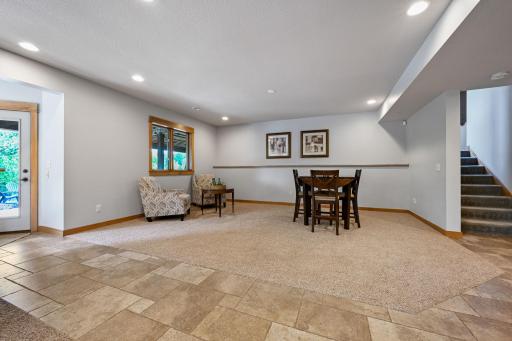 49-web-or-mls-1165 Symphony Ln 049Full.jpg