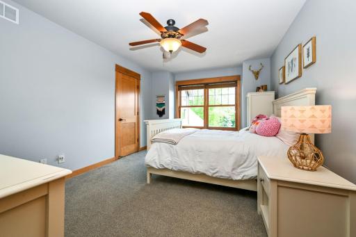 39-web-or-mls-1165 Symphony Ln 039Full.jpg