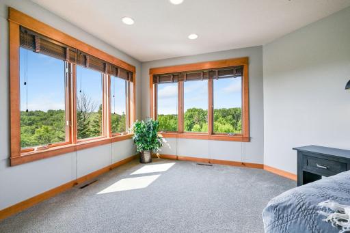 33-web-or-mls-1165 Symphony Ln 033Full.jpg