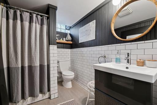 112 West Minnehaha Parkway - Spacecrafting - 0092.jpg