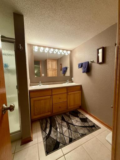 103 4th Place SW, Geneva, MN 56035