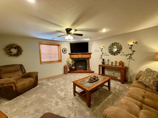 103 4th Place SW, Geneva, MN 56035