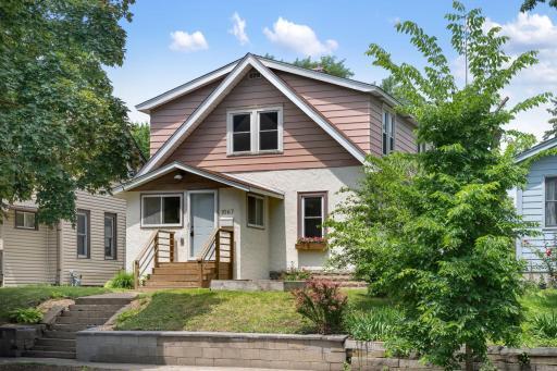 1067 Van Buren Avenue, Saint Paul, MN 55104