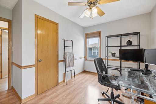 1516 Mendelssohn Avenue N, Minneapolis, MN 55427