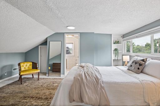 1516 Mendelssohn Avenue N, Minneapolis, MN 55427