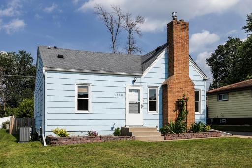 1516 Mendelssohn Avenue N, Minneapolis, MN 55427