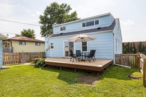 1516 Mendelssohn Avenue N, Minneapolis, MN 55427