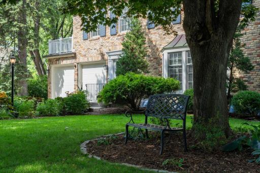 5011 Wooddale Lane, Minneapolis, MN 55424