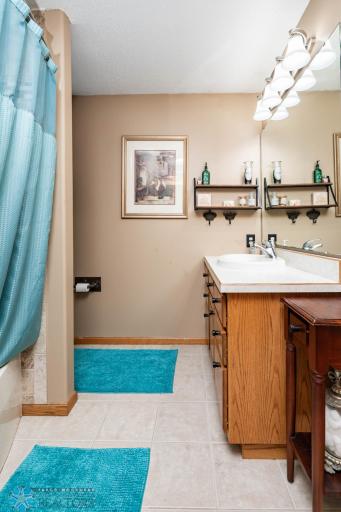 106 12th Street NE, Barnesville, MN 56514