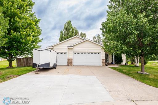 106 12th Street NE, Barnesville, MN 56514