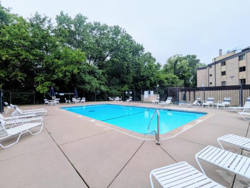 6710 Vernon Avenue S, 415, Minneapolis, MN 55436