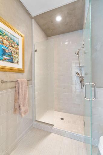 3209 Galleria, 1108, Minneapolis, MN 55435