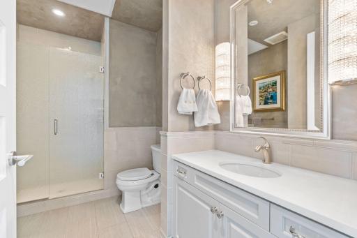 3209 Galleria, 1108, Minneapolis, MN 55435