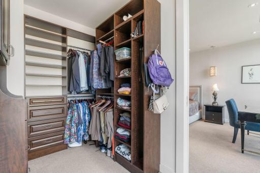 3209 Galleria, 1108, Minneapolis, MN 55435