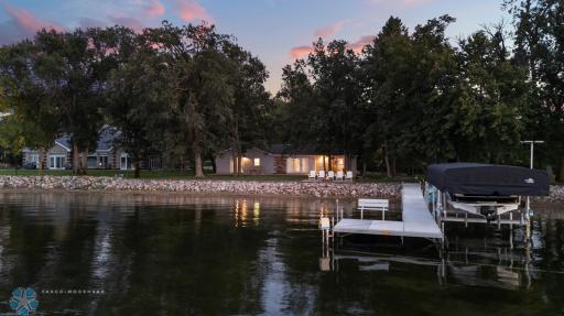 886 S Shore Drive, Detroit Lakes, MN 56501