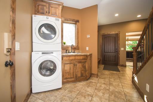 8271 Barton Avenue NW, Buffalo, MN 55313