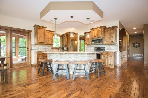 8271 Barton Avenue NW, Buffalo, MN 55313