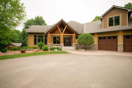 8271 Barton Avenue NW, Buffalo, MN 55313
