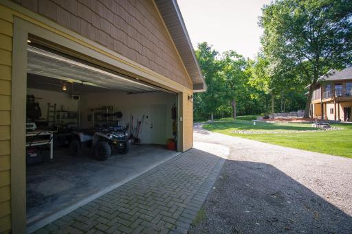 8271 Barton Avenue NW, Buffalo, MN 55313