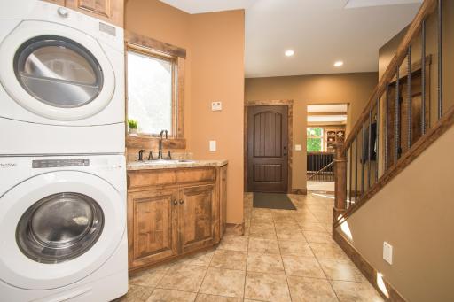 8271 Barton Avenue NW, Buffalo, MN 55313