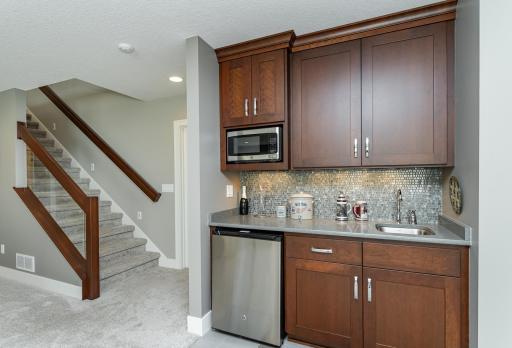 1062 Fox Hill Lane SW, Rochester, MN 55902