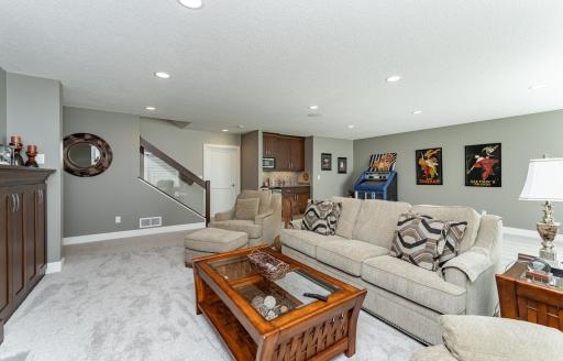1062 Fox Hill Lane SW, Rochester, MN 55902