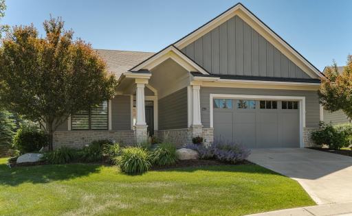 1062 Fox Hill Lane SW, Rochester, MN 55902