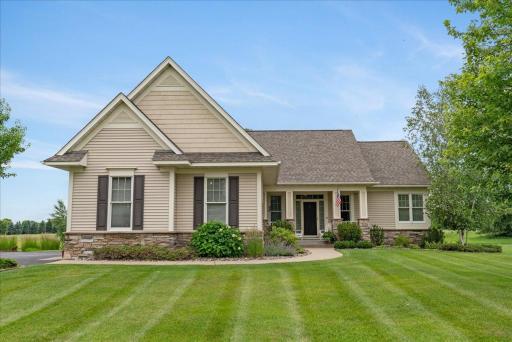 238 Muirfield Trail, Hudson, WI 54016