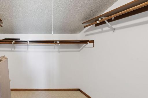 Owner's Suite walk-in closet