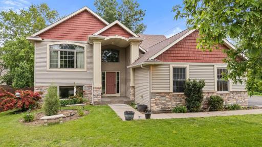 2540 Hamline Avenue N, Saint Paul, MN 55113