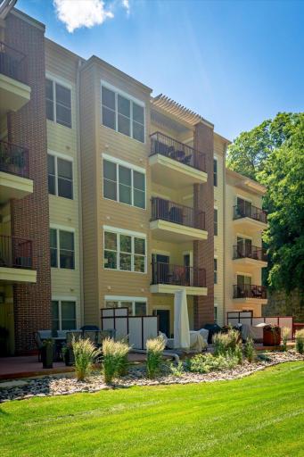 630 Main Street N, 411, Stillwater, MN 55082
