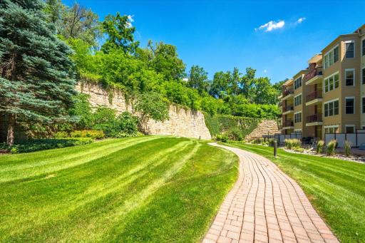 630 Main Street N, 411, Stillwater, MN 55082