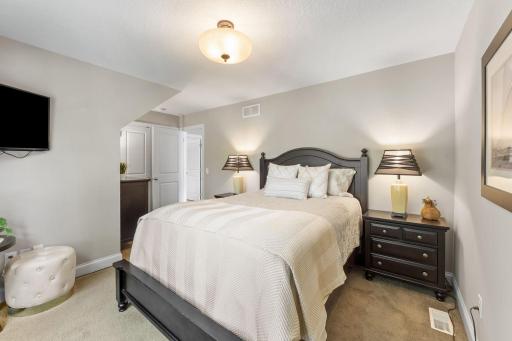 221 George Street, Excelsior, MN 55331