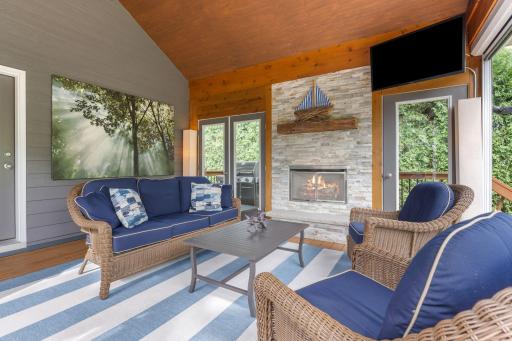 221 George Street, Excelsior, MN 55331