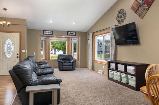 N8343 Mcwain Drive, Holmen, WI 54636