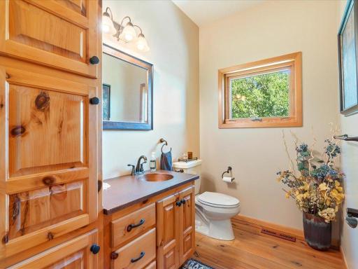 4217 Upper Roy Lake Road, Nisswa, MN 56468