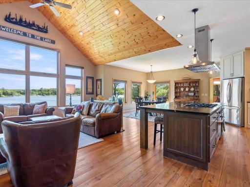 4217 Upper Roy Lake Road, Nisswa, MN 56468