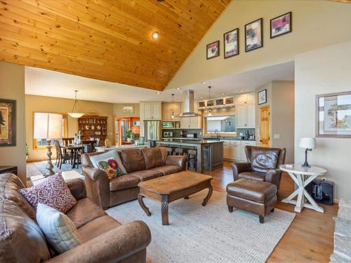 4217 Upper Roy Lake Road, Nisswa, MN 56468