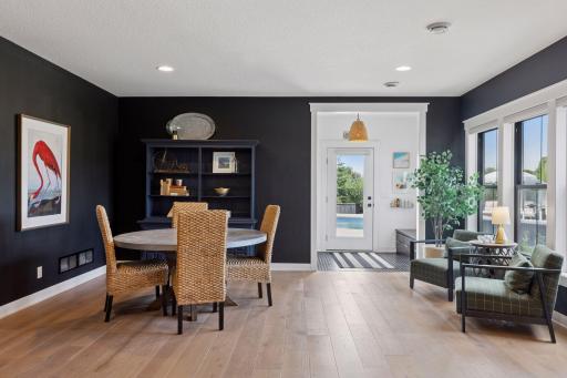 7568 Glen Alcove, Woodbury, MN 55129