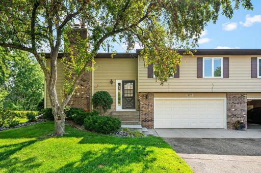 10372 Balsam Lane, Eden Prairie, MN 55347